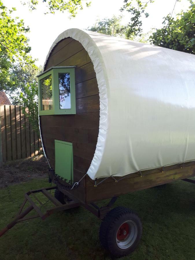 Irish Bowtop Op Het Platteland Van Huize Ouwervelden Wouwsche Plantage Eksteriør billede